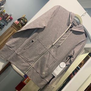 Vuori halo performance hoodie